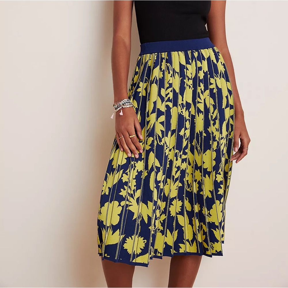 Anthropologie Leandra Pleated Sweater Skirt